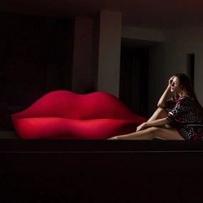 Bocca Sofa