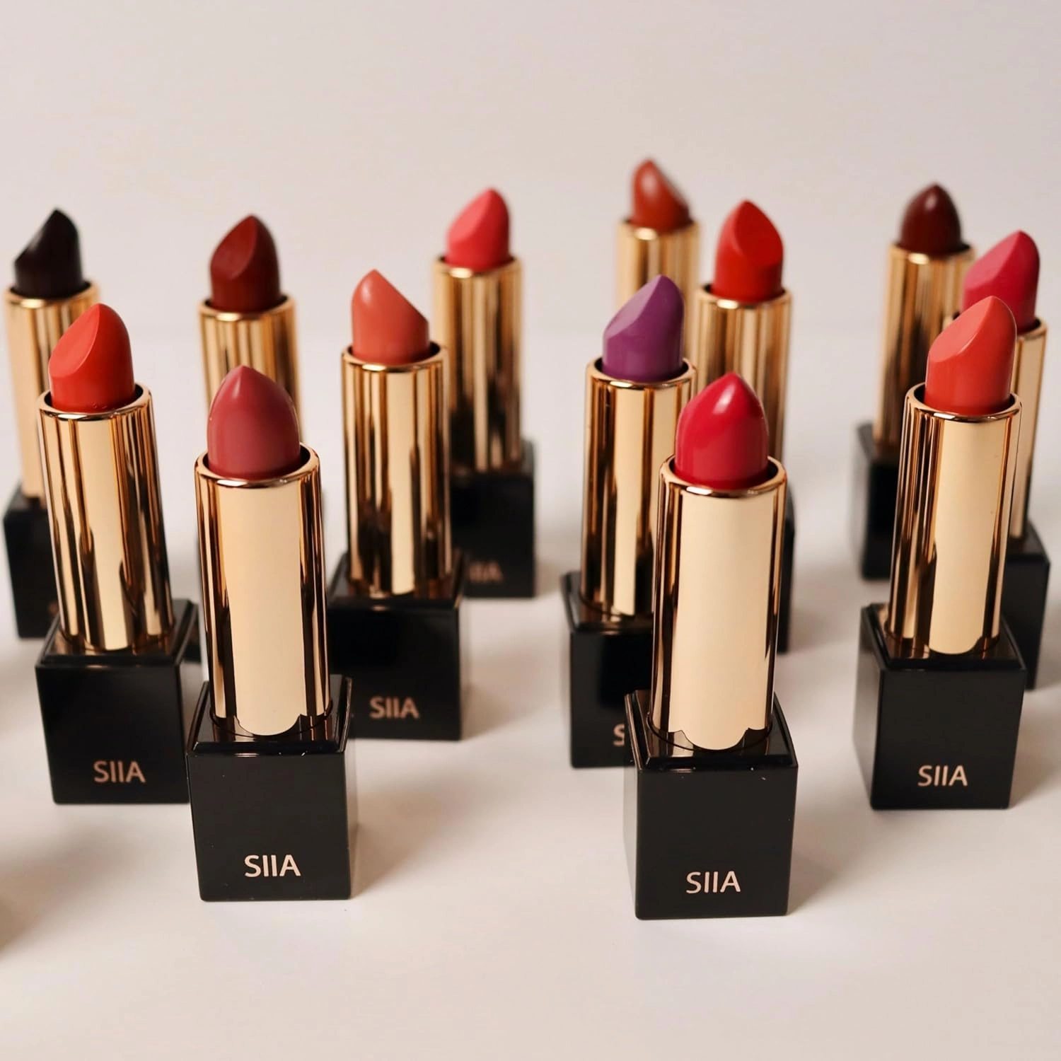 Change Agent Magnetic Original Lipstick in Heaven Orange