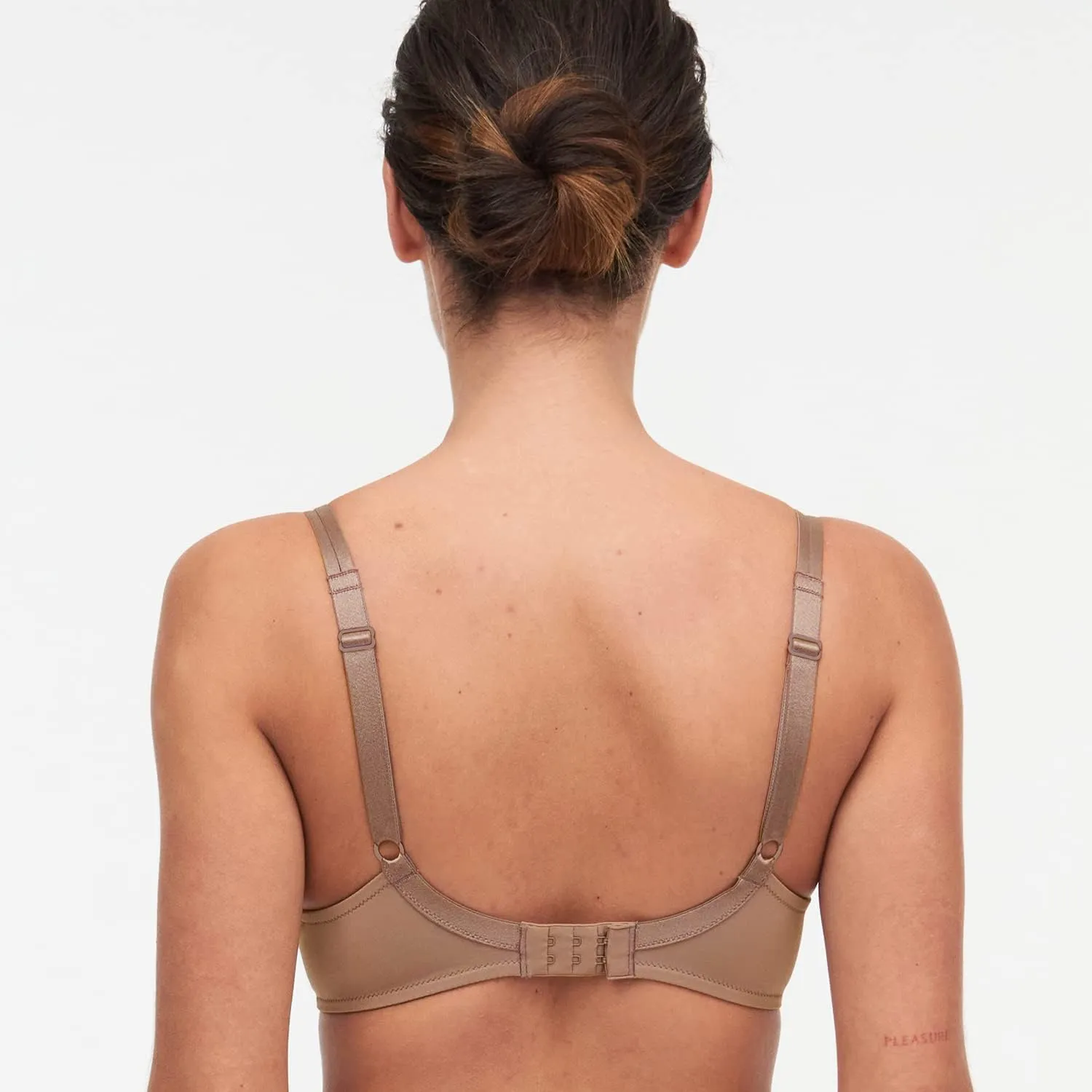 Chantelle Women's Basic Invisible Smooth Custom Fit Bra