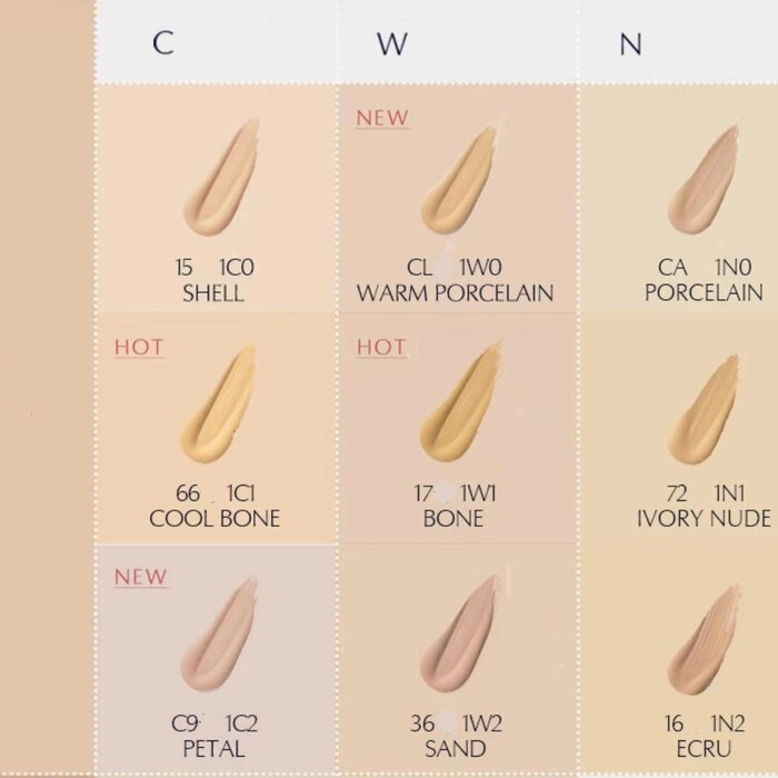 Double Wear Stay-In-Place Makeup