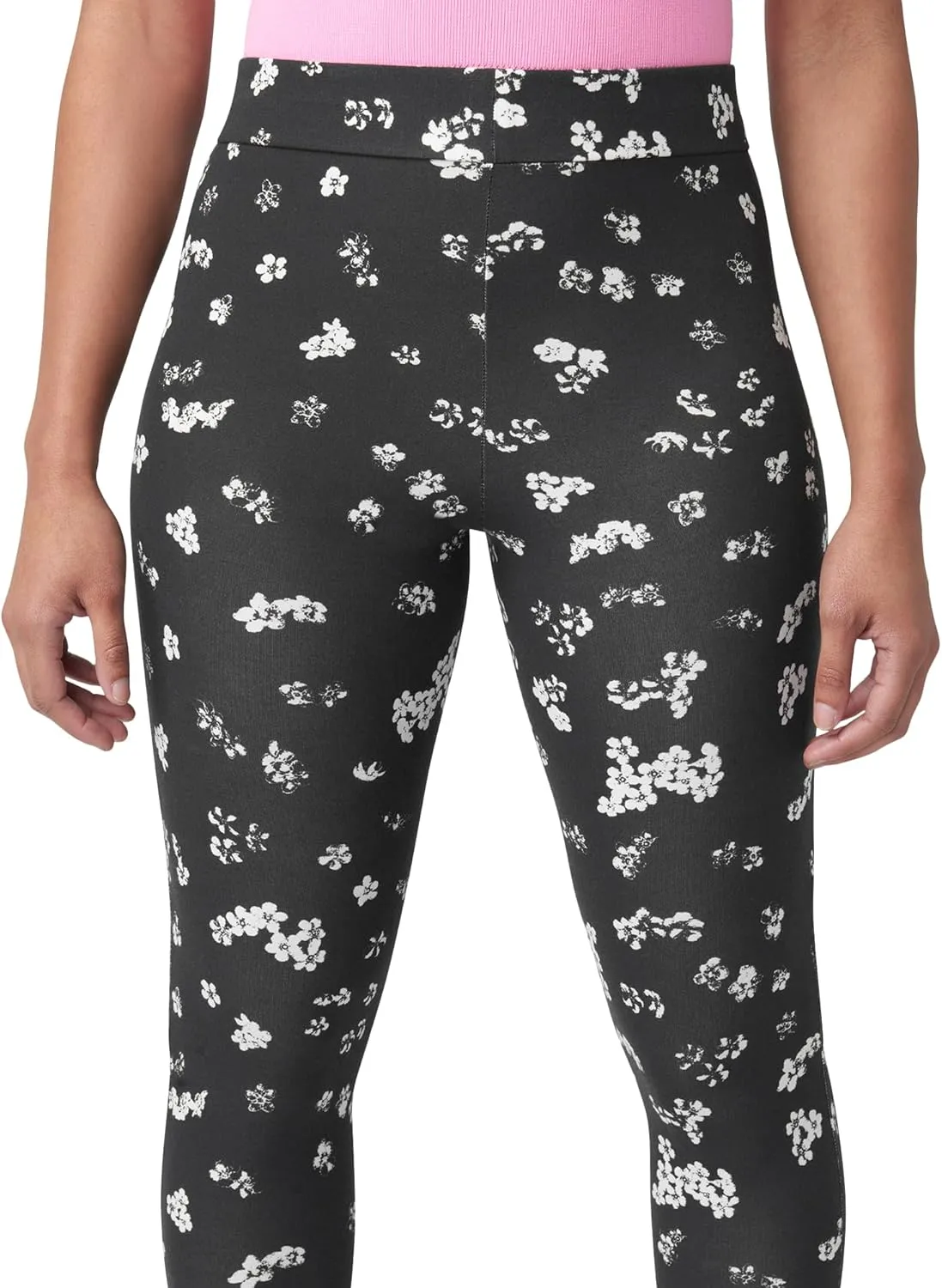 HUE Women's Wide Waistband Blackout Cotton Capri Leggings, Assorted
