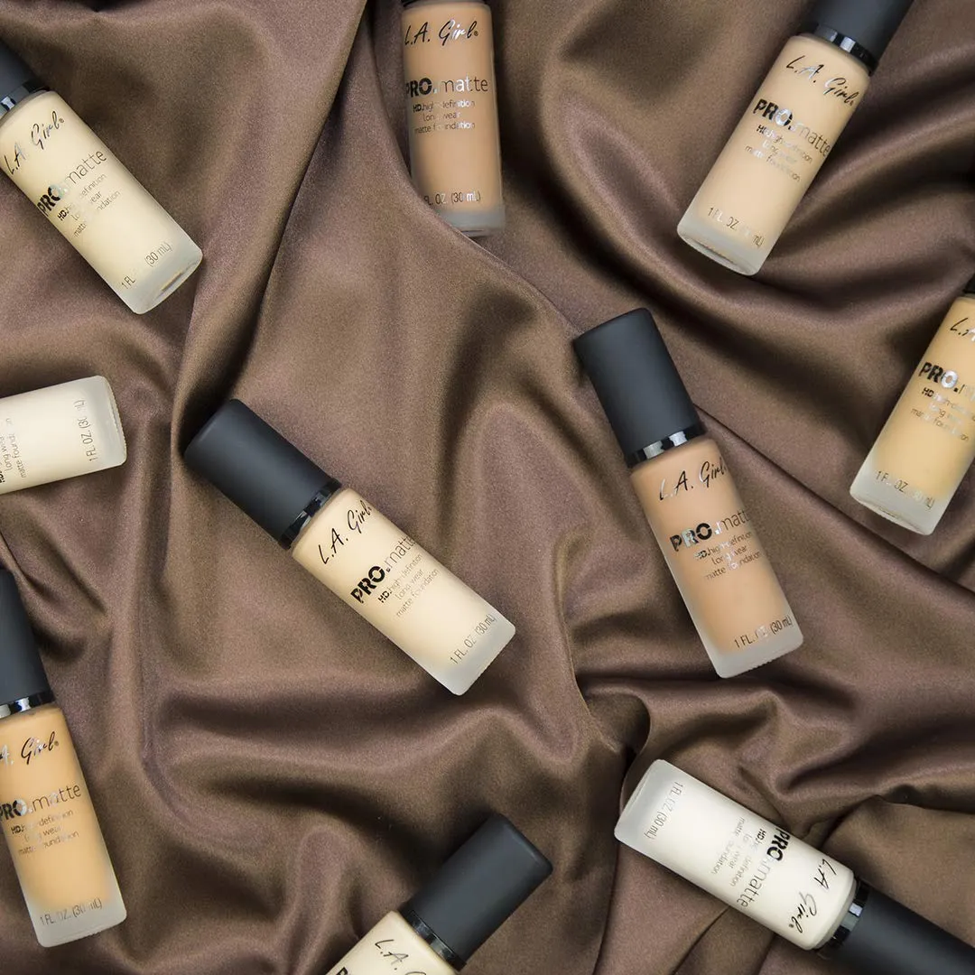 L.A. Girl PRO.Matte Foundation, Bisque GLM672