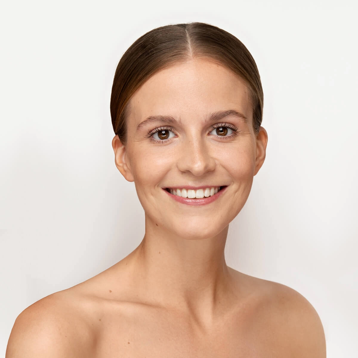 Lavinde Copenhagen NATURAL GLOW Liquid Foundation Sand (203) 30ml