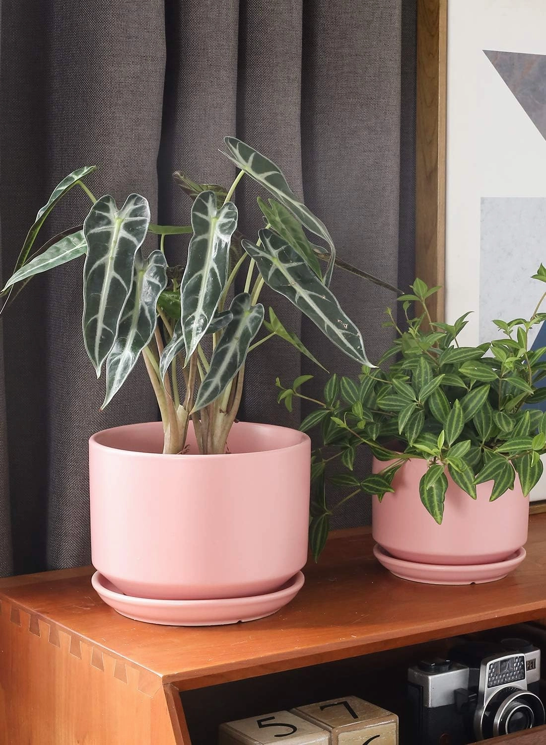 LE TAUCI Ceramic Plant Pots, 4.3 5.3 6.8 inch, Set of 3, Planters with Drainage Hole and Saucer, Indoor Flower Pot with Hole Mesh Pad, Gifts for Mom, Pink
