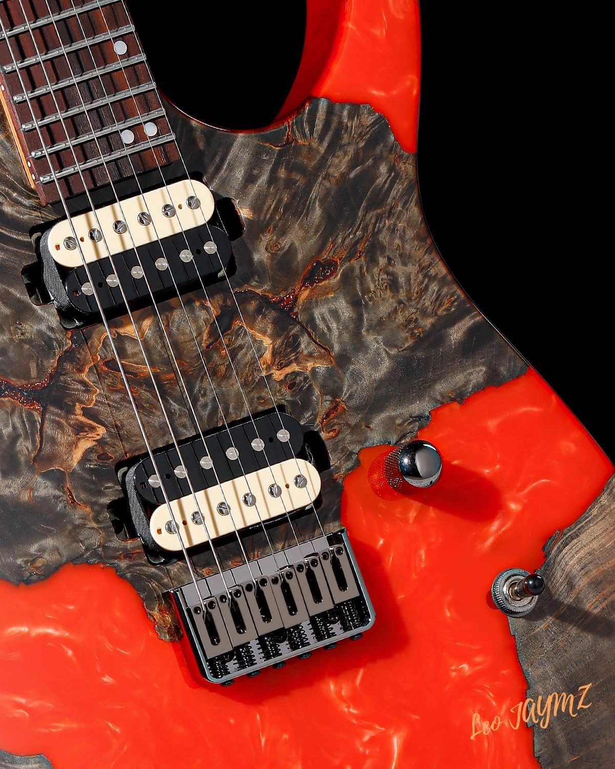 Leo Jaymz Electric Guitar Monsoon Deluxe Series, Reverse Headstock, Burl Top, Mahogany Body, Roasted Maple Neck, Rosewood Fretboard, Case and Capo (Red)