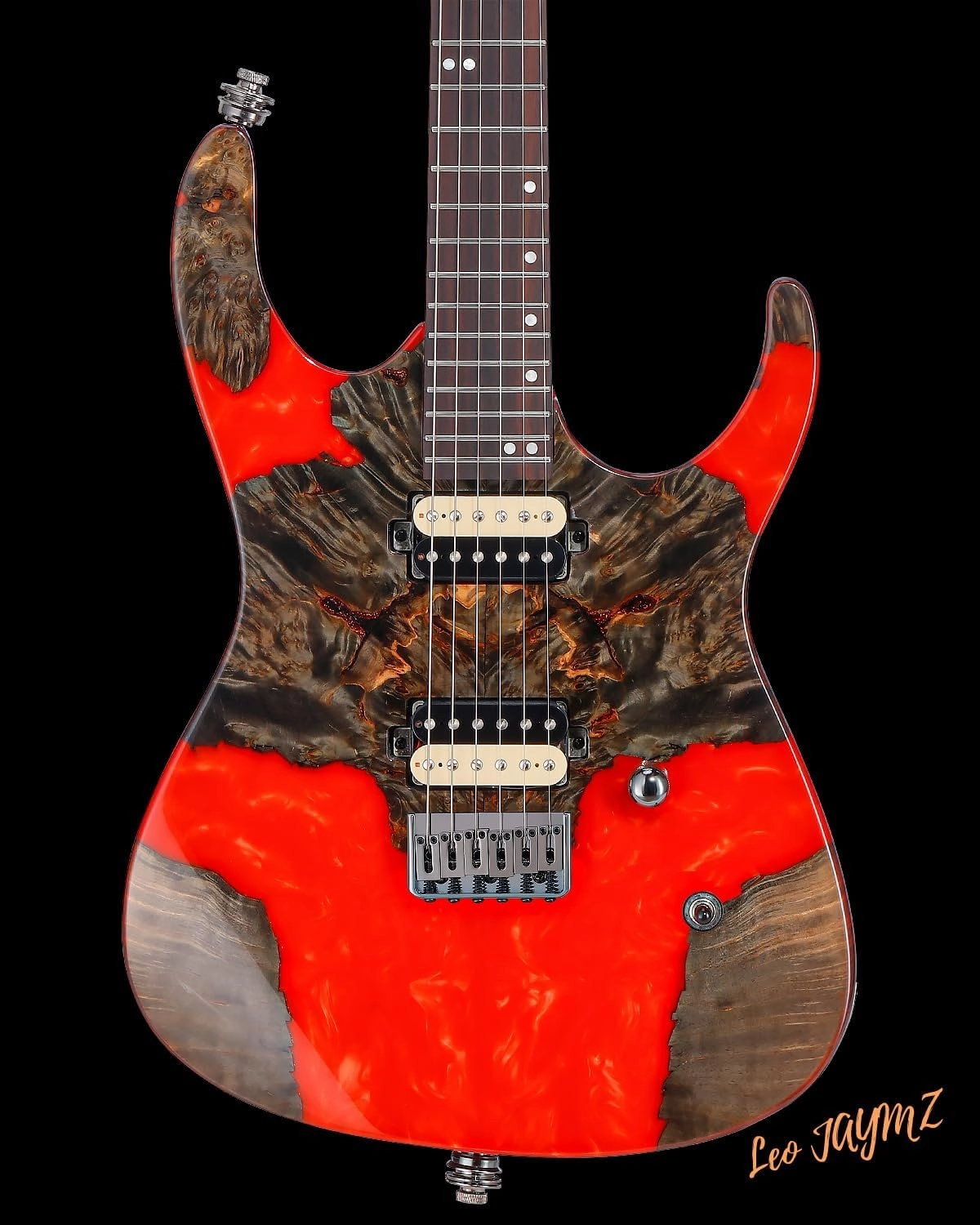 Leo Jaymz Electric Guitar Monsoon Deluxe Series, Reverse Headstock, Burl Top, Mahogany Body, Roasted Maple Neck, Rosewood Fretboard, Case and Capo (Red)