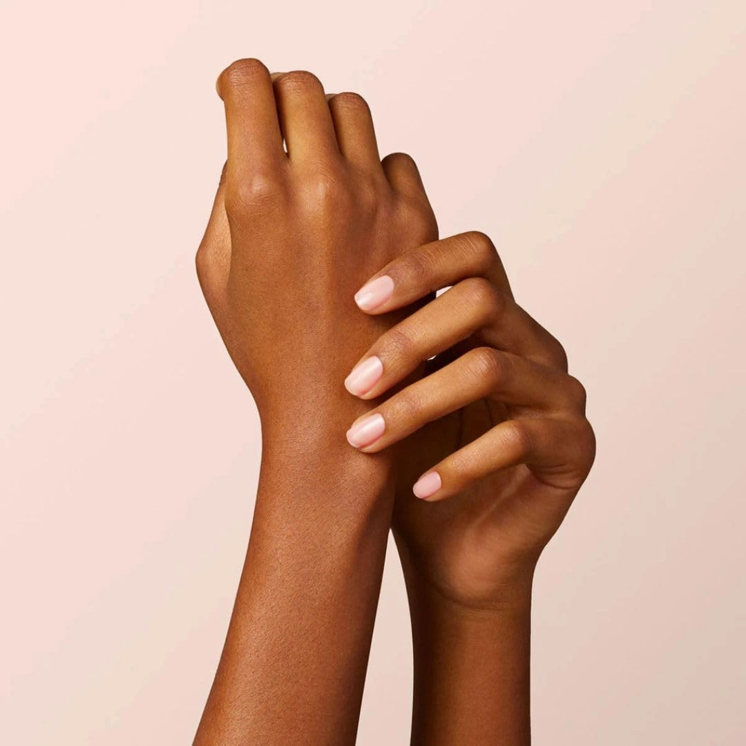 Manucurist Green Flash LED Pale Rose Gel Nail Polish - Vegan, 12-Free, Plant-Based Gel Polish - Strengthens and Protects the Nail - Sheer Pastel Pink Nail Polish - Gel Nail Polishes - Made in France