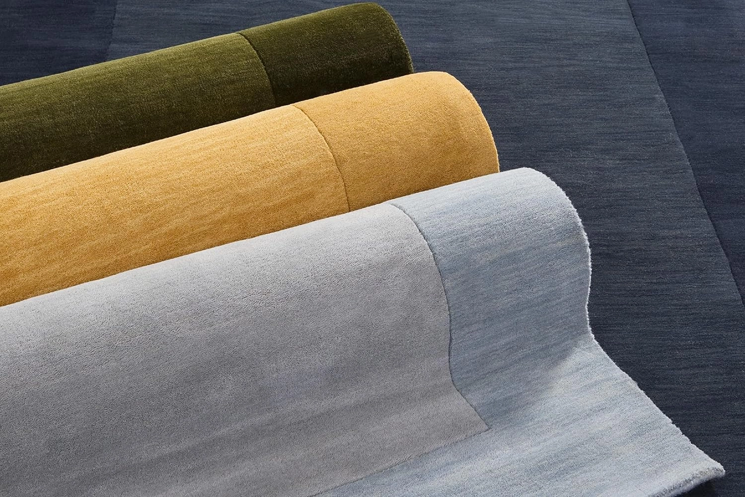 Mark&Day Wool Rugs, 2x8 Reims Modern Dark Blue Runner Area Rug, Blue Carpet for Hallway, Kitchen, Bedroom or Living Room (2'6" x 8' Runner)