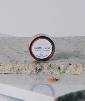 Perfection Dewy Neutral Sand 5 gram Jar