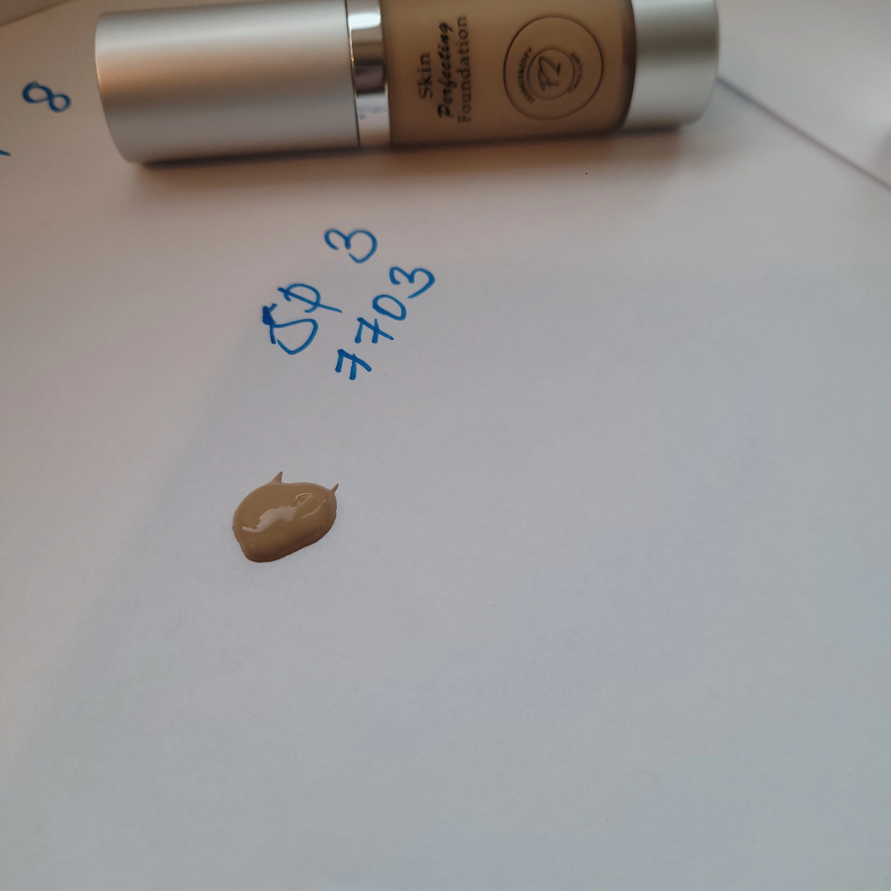 Skin Perfecting Foundation