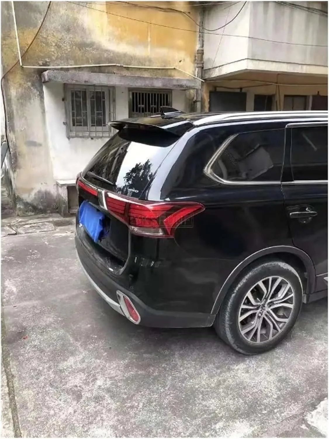 Spoilers for Cars Compatible for Mitsubishi Outlander 2013 2014 2015 2016 2017 2018 2019 White Red Rear Trunk Boot Lip Wing Tail Black Spoiler Car Styling Tailgate Spoiler Wing(Unpainted)