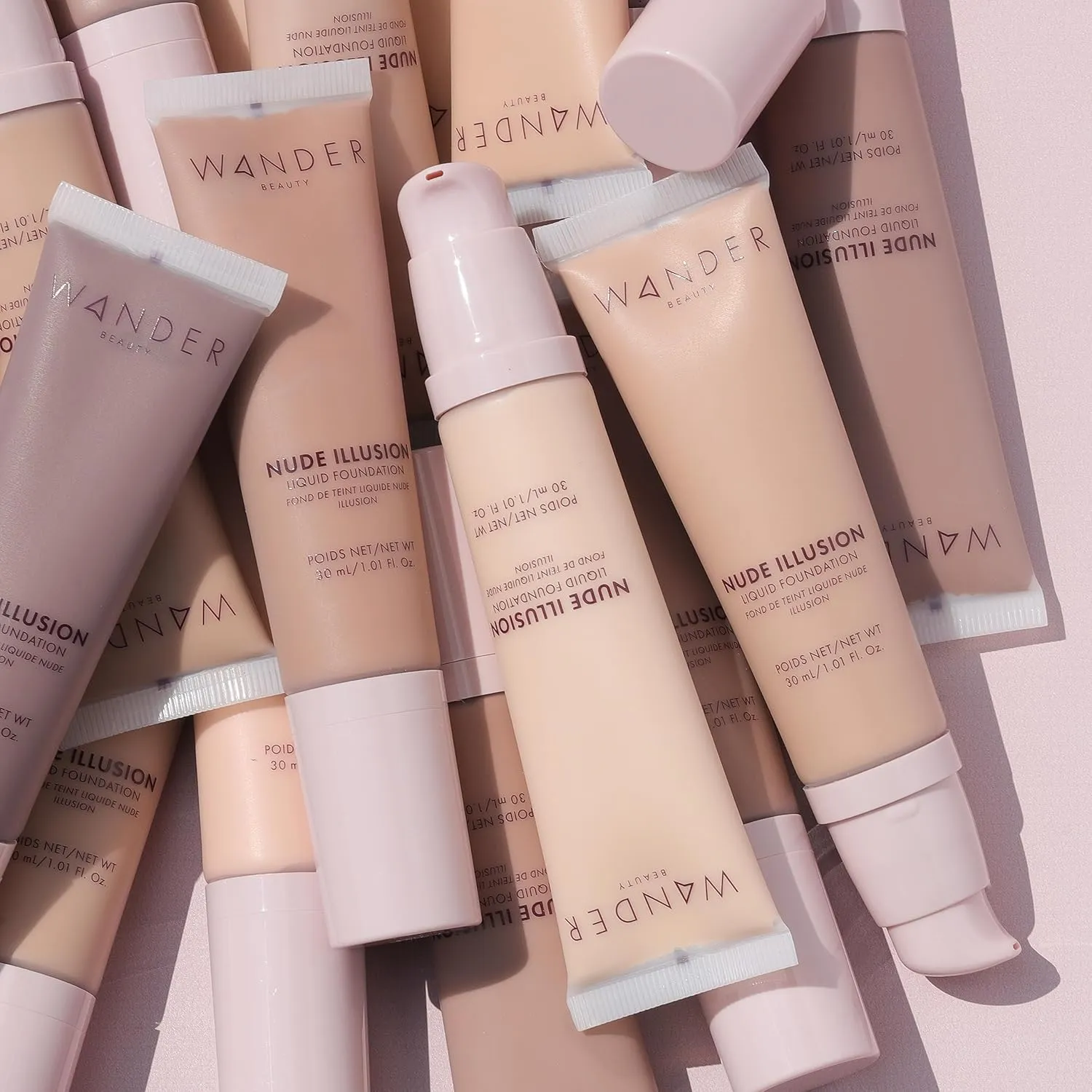 Wander Beauty Nude Illusion Liquid Foundation - Tan - Medium to Full Coverage Foundation - Natural Makeup with Vitamin E & Macadamia - Nude Skin Finish Blurs & Conceals - Travel-Friendly - 1.01 fl oz