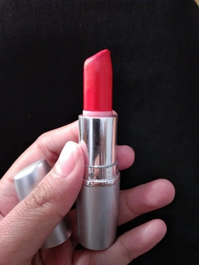 Wardah Exclusive Matte Lipstick (04 Orange) 4 gr
