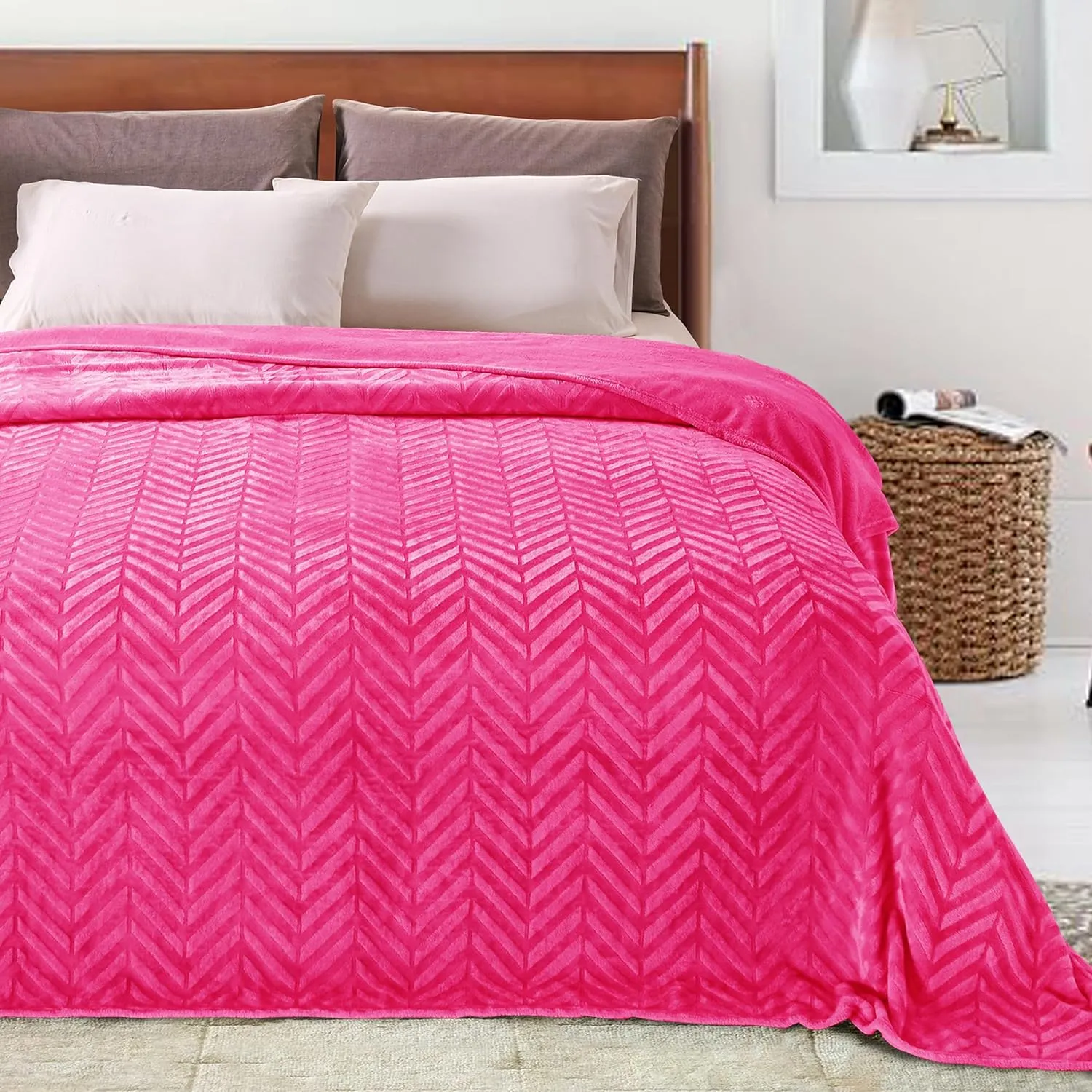 Whale Flotilla Flannel Fleece Queen Size Bed Blanket, Lightweight Breathable Soft Bedspread Plush Fluffy Coverlet Chevron Design Decorative Blanket for All Season, 90x90 Inch, Hot Pink