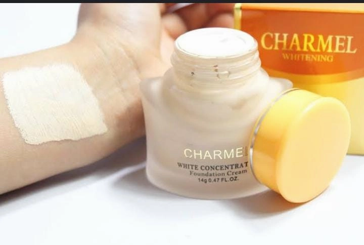 White Budget-friendly Charmel Cream Modern design Concentration Foundation